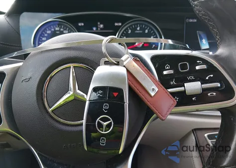 2019 Mercedes-Benz E 300 4Matic z USA, uszkodzony, nr VIN WDDZF4KB3KA632375